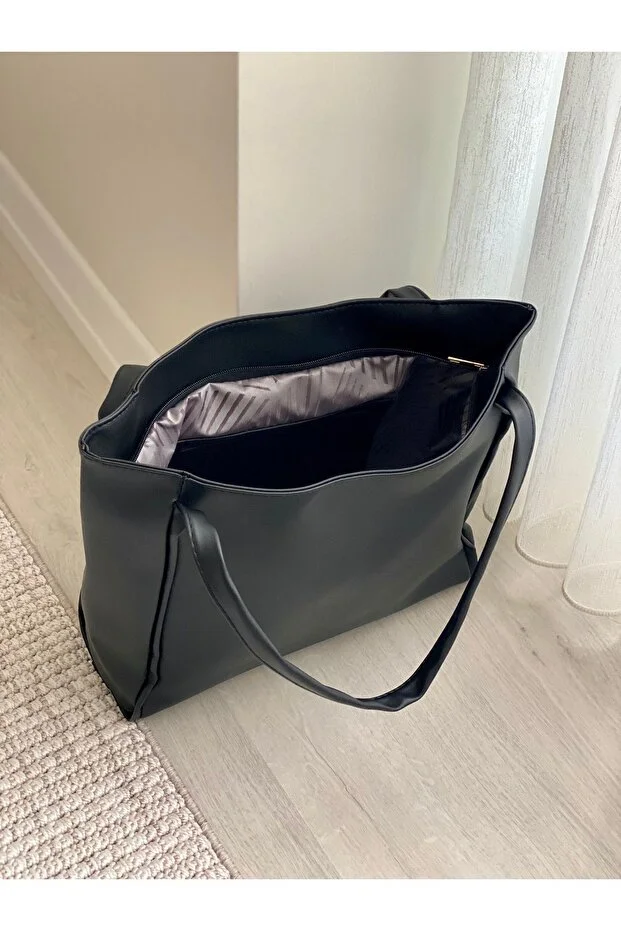 Büyük Boy Yumuşak Derili Kadın Çantası En42 Uzn28